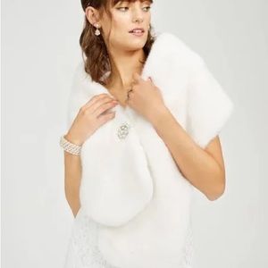 Adrianna Papell white fur shawl